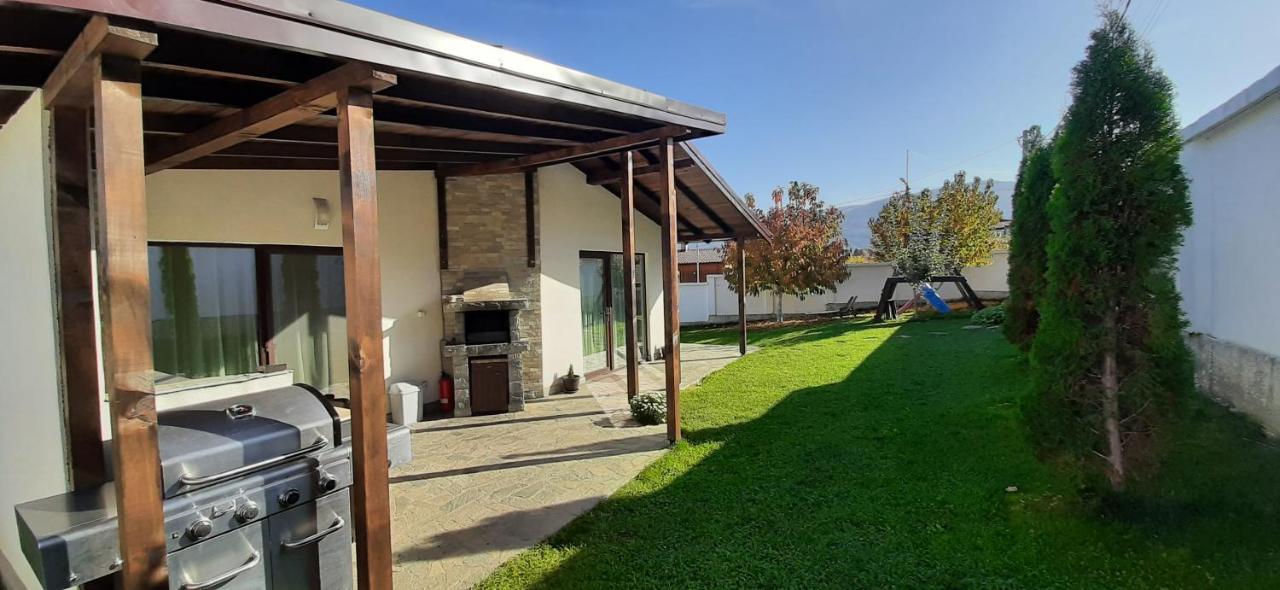 Villa Gardenia Sapareva Banja Exteriör bild